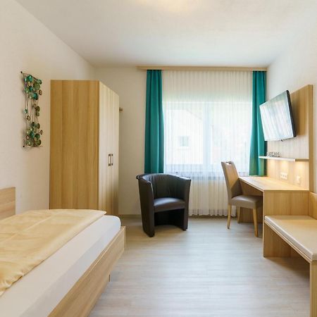 Hotel Rosenstein Heubach  Buitenkant foto